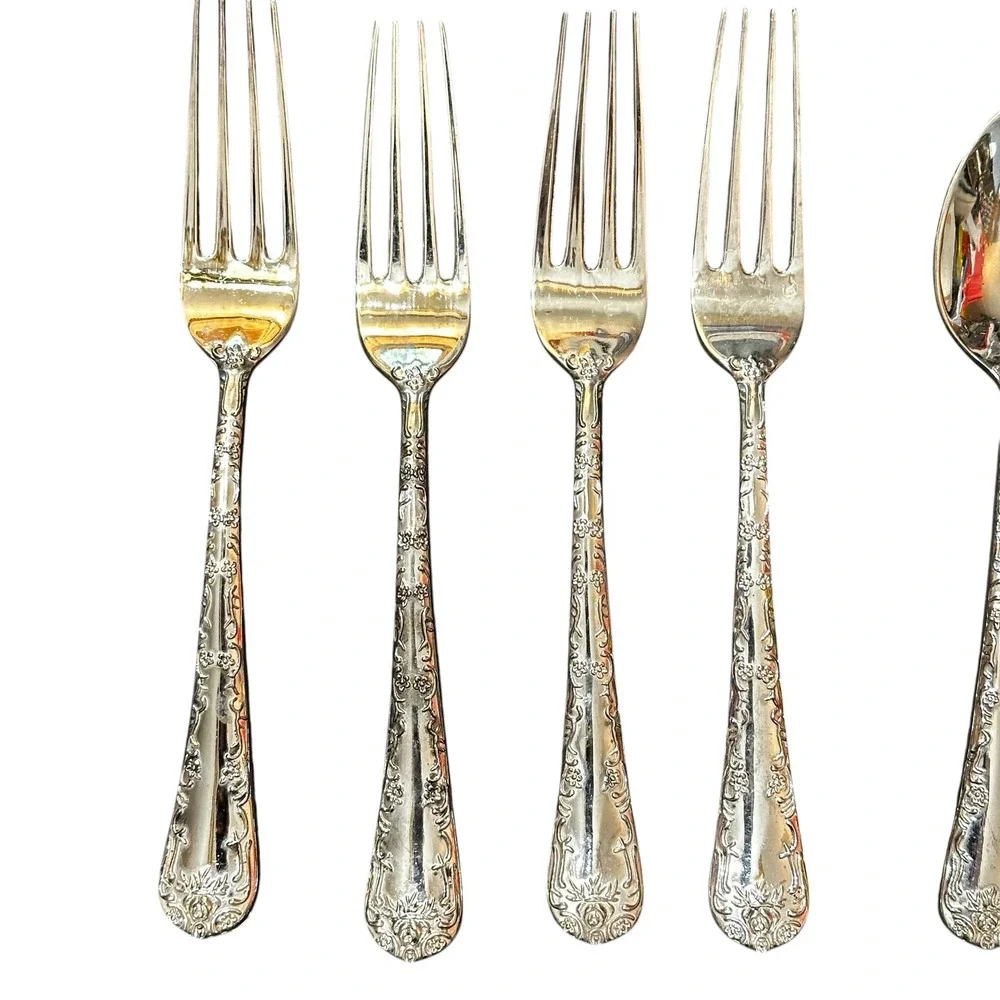 WM Rogers & Son Silver Plate Flatware 10pc Set Enchanted Rose‎ Floral Art Deco